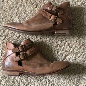 Free People light brown boots